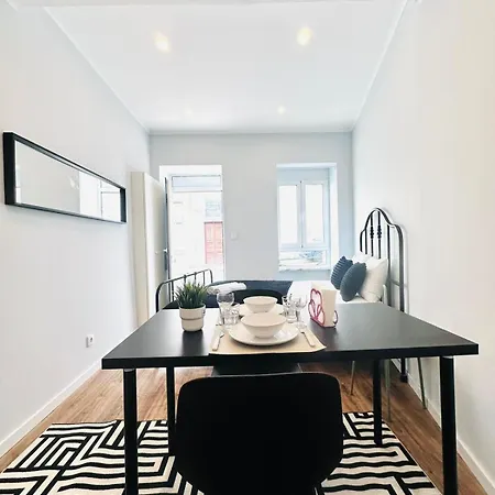 222 Charm For Tourists Apartment *