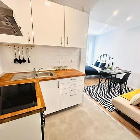 222 Charm For Tourists Apartment Lissabon