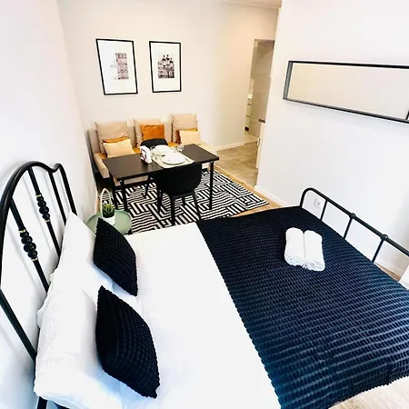 222 Charm For Tourists Lissabon